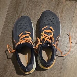 Altra Athletic Shoes in Black and Orange Some Wear On Back Insole. Provision 7